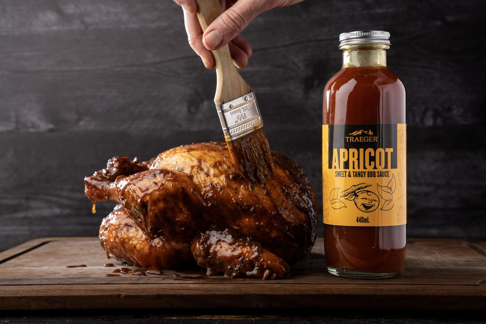 Gegrilltes Fleisch mit Apricotsauce